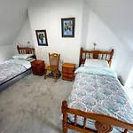 Sneem Farmhouse *