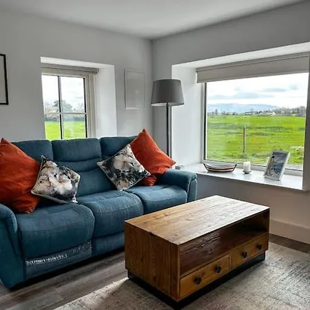 Sneem Farmhouse 度假居