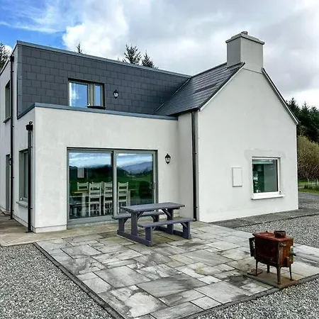 度假居 Sneem Farmhouse 斯尼姆