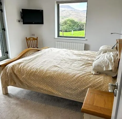 Sneem Farmhouse Сним