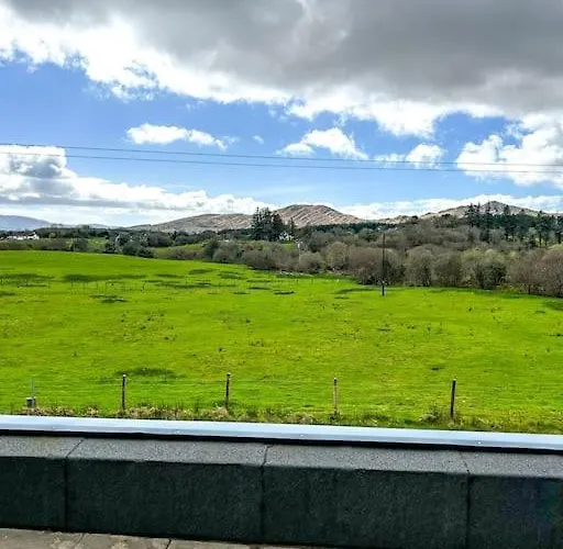 Sneem Farmhouse Дом отдыха *