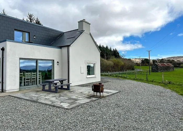 Sneem Farmhouse Сним